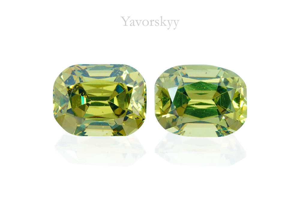 Front view picture of demantoid pair 1.48 cts cushion