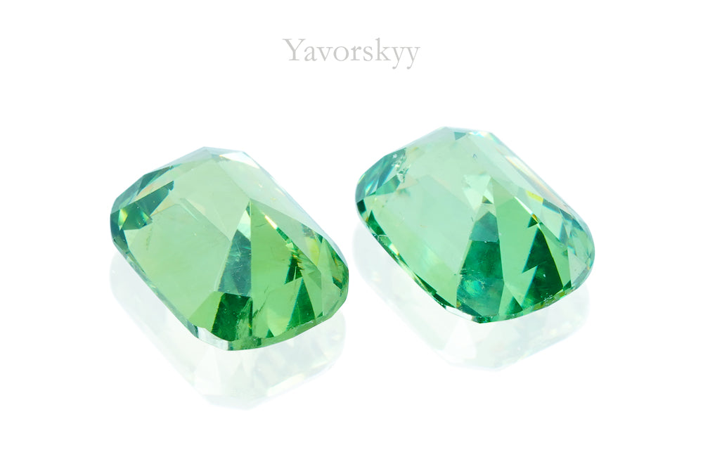 Demantoid 1.62 cts / 2 pcs