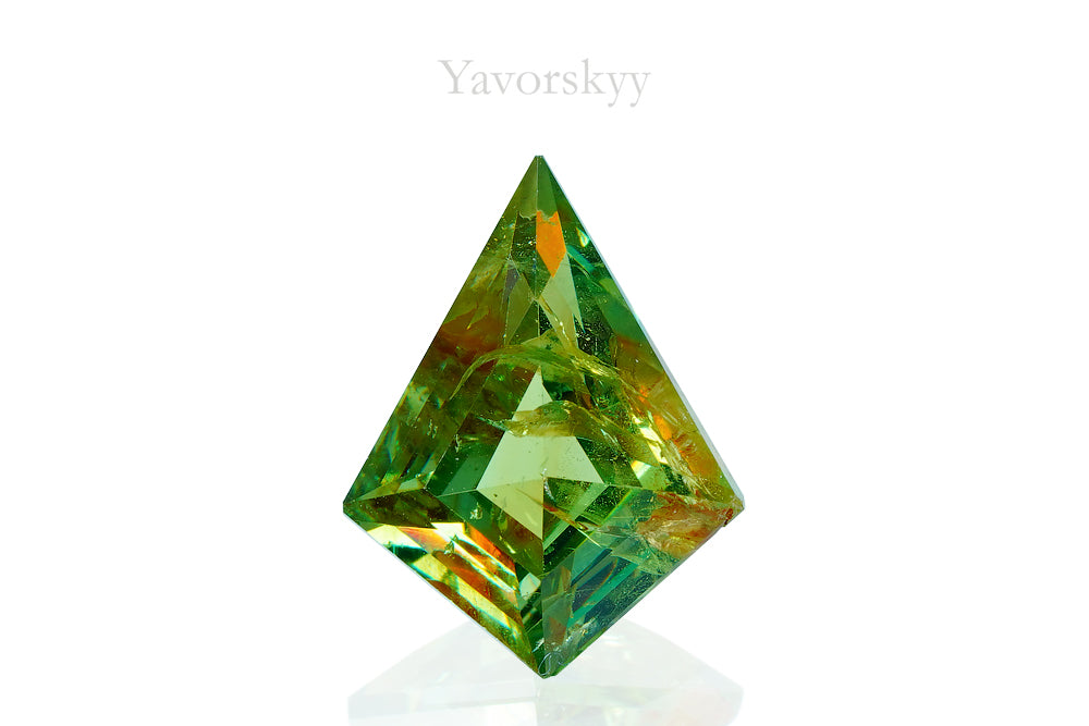 Kite shape demantoid 1.82 carats front view image