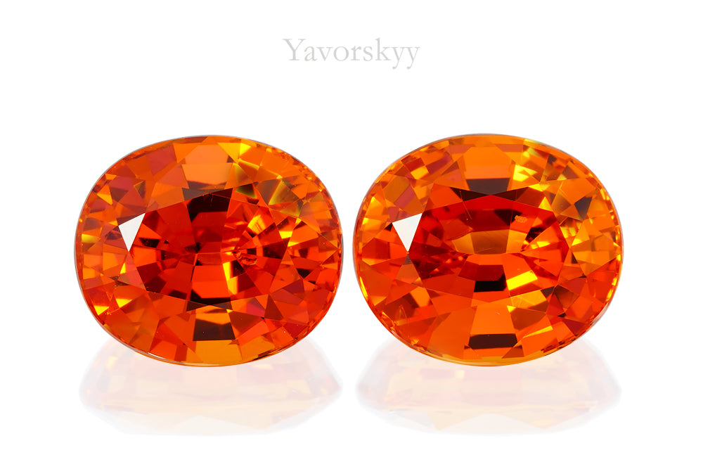 Mandarin Garnet 11.39 cts / 2 pcs