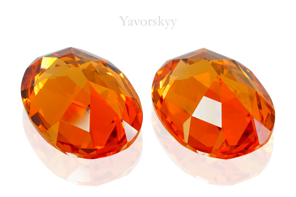 Mandarin Garnet 14.34 cts / 2 pcs