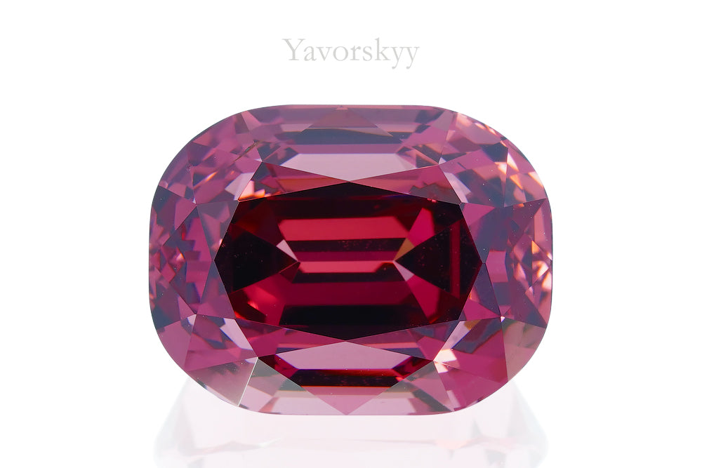 Top view photo of 15.57 ct orange malaia garnet