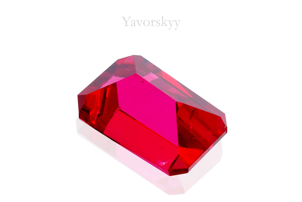 Red spinel Octagonal