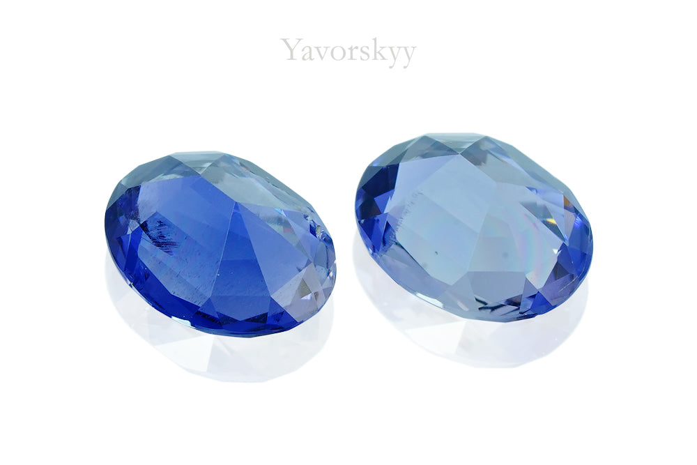 Iolite 2.07 ct / 2 pcs