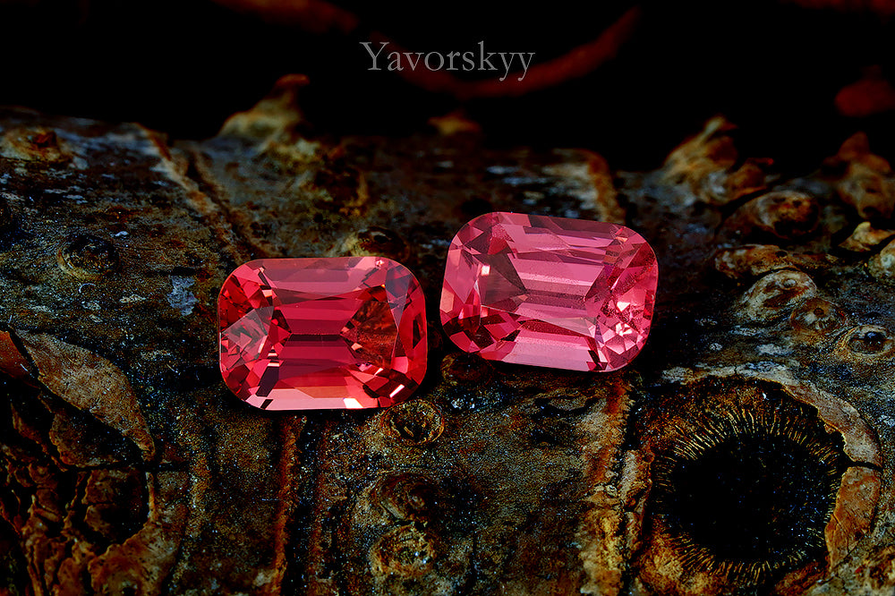 Pair of red spinel cushion 2.13 cts front view photo