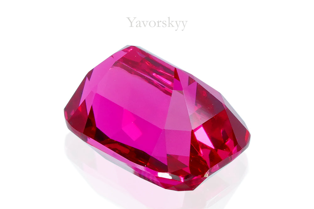 Red spinel 2.16 carats bottom view photo