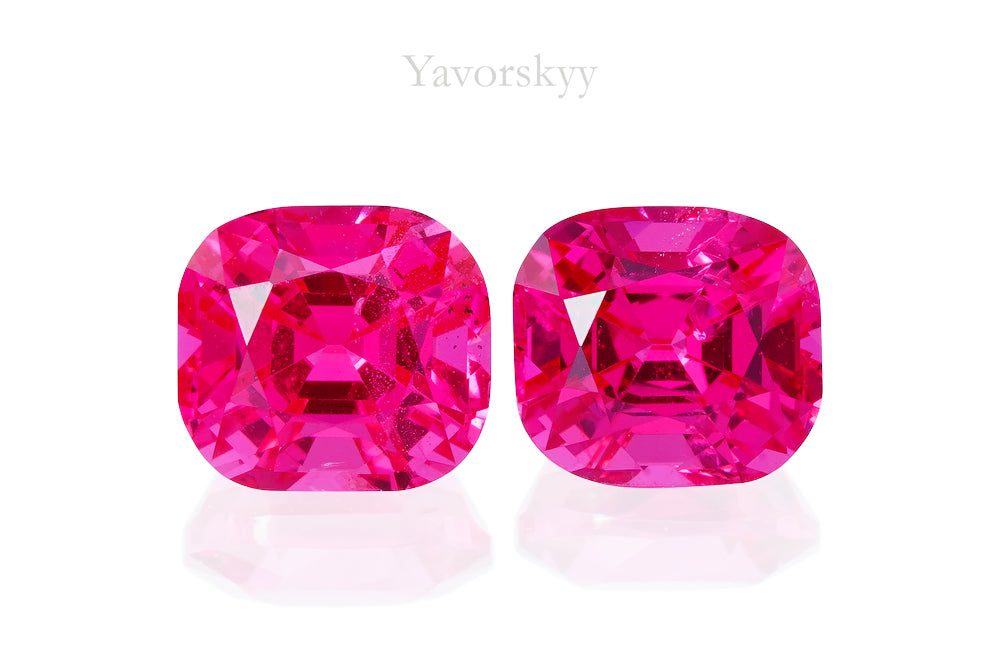 Front view photo of pinkish-red spinel pair 2.29 cts oval