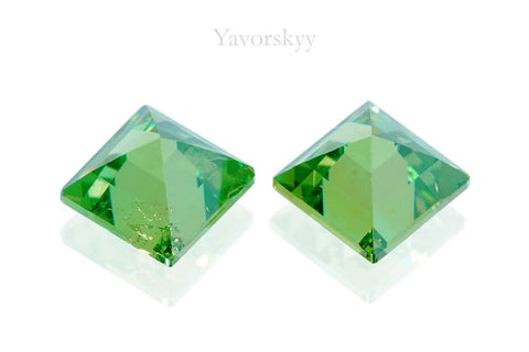 Demantoid 2.60 cts / 2 pcs