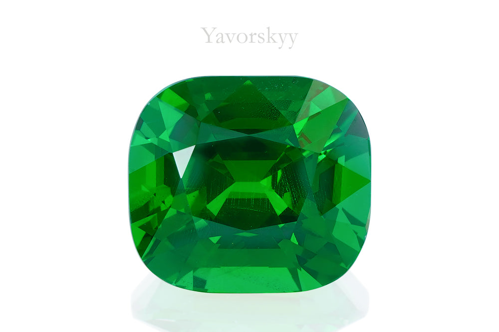 Photo of tsavorite 3.47 carats cushion shape