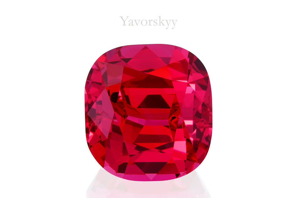 A top view photo of 3.7 ct red spinel