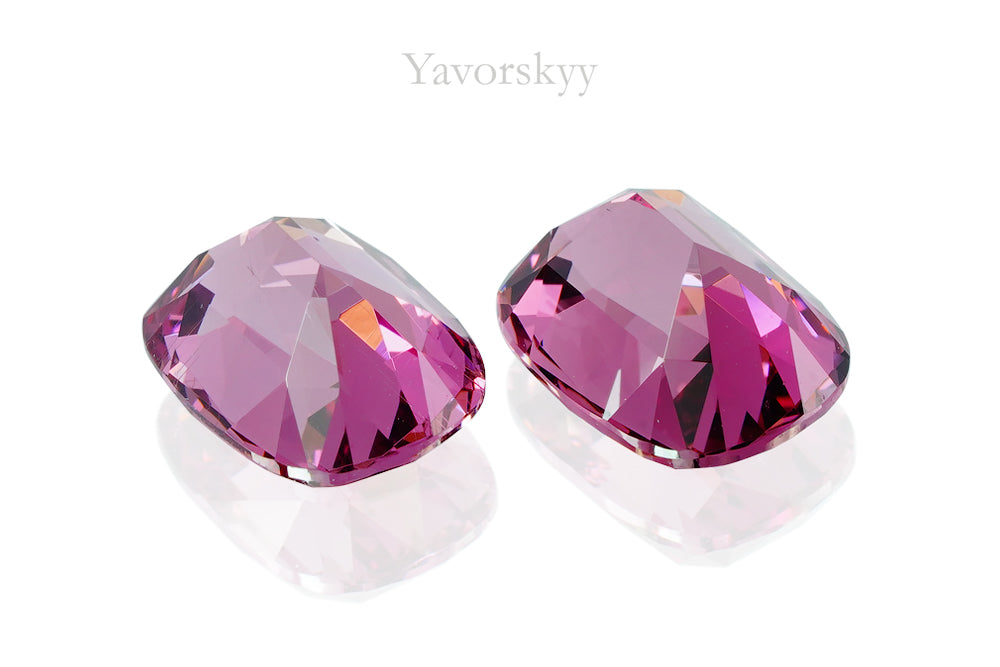 Rhodolite 3.92 cts / 2 pcs