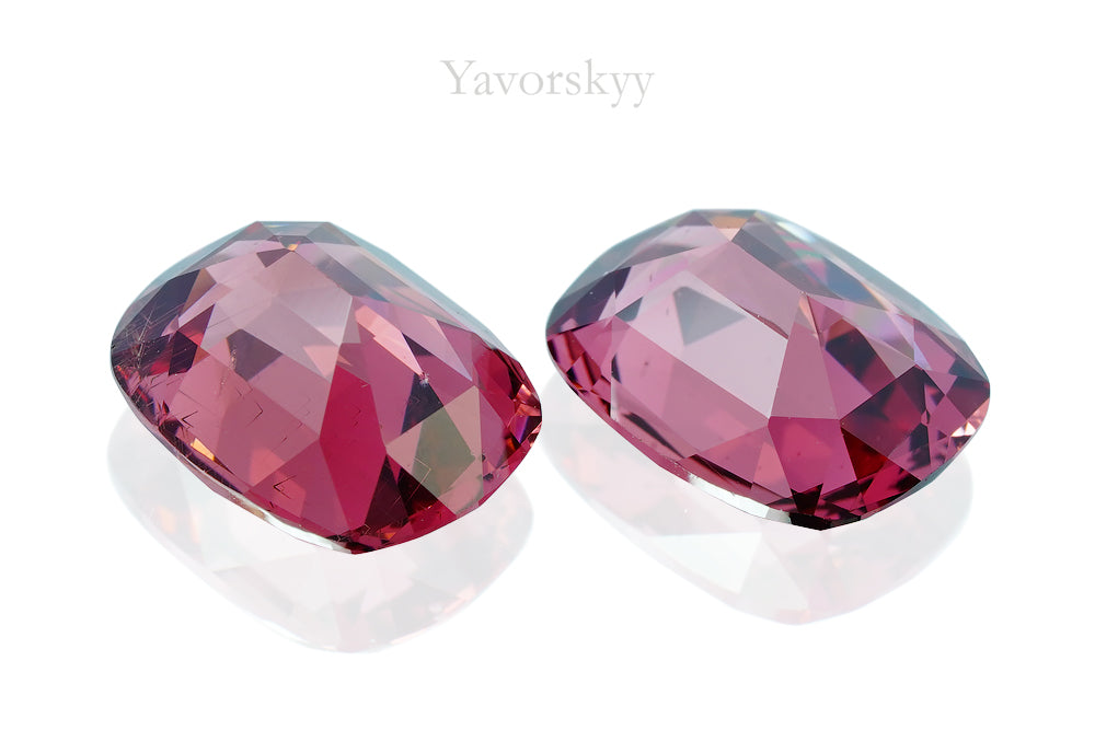 Rhodolite 4.67 cts / 2 pcs
