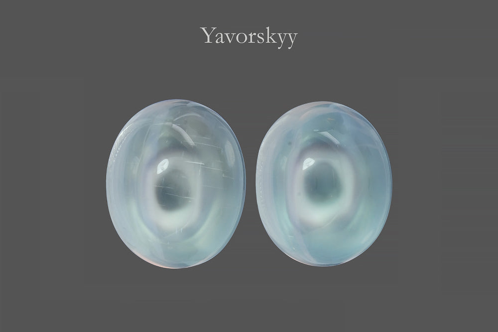 Moonstone 5.19 cts / 2 pcs