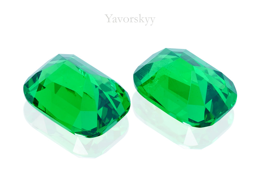 Tsavorite 7.50 cts / 2 pcs