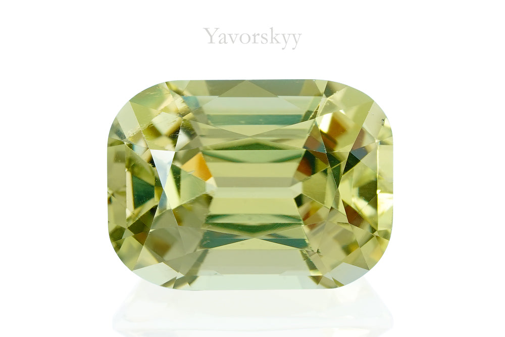 Front view photo of 8.28 ct green tourmaline cushion