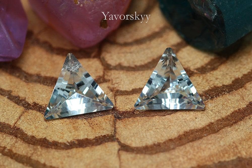 A match pair of aquamarine 0.61 carat front view image