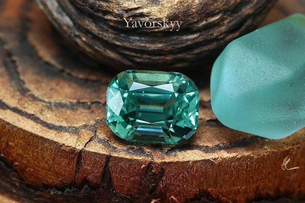 Top view image of green tourmaline 2.28 carats