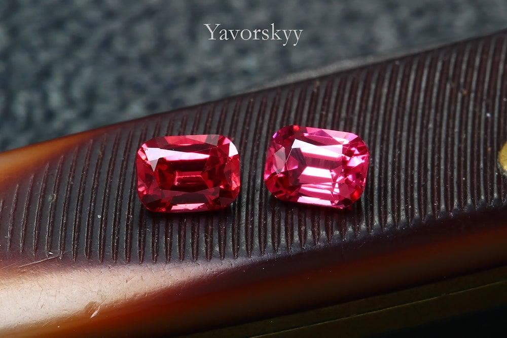 Red Spinel 0.32 ct / 2 pcs - Yavorskyy