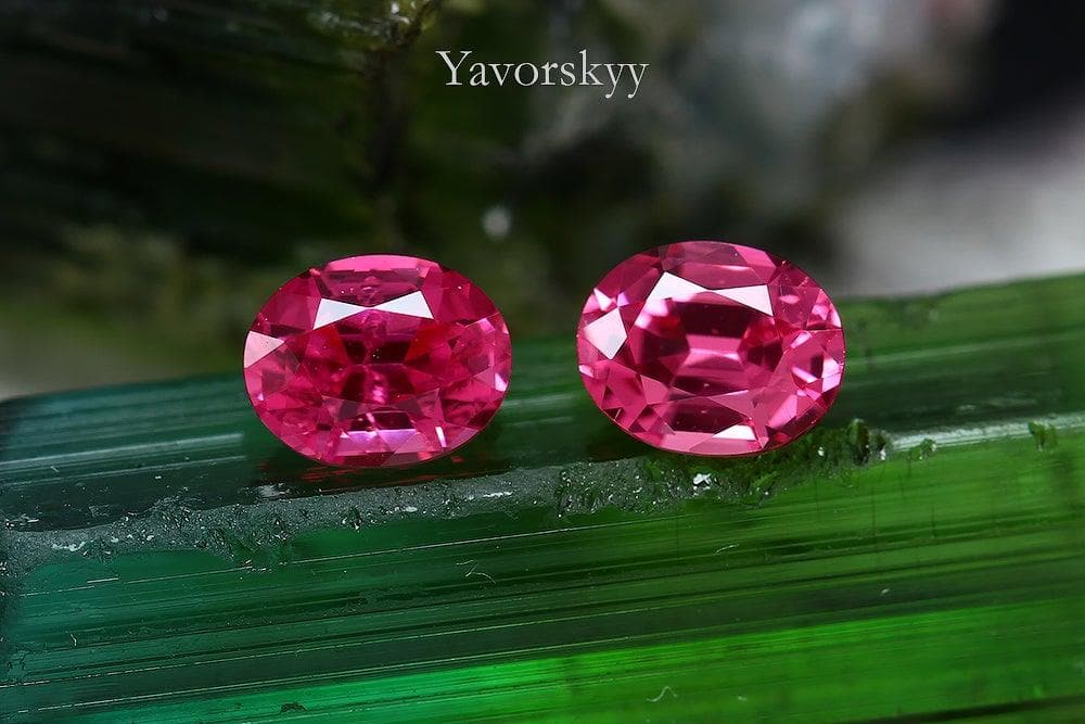 Red spinel images