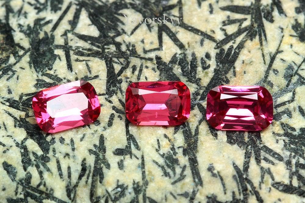 Red Spinel 0.66 ct / 3 pcs - Yavorskyy