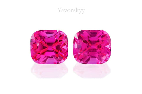 Pinkish-red Spinel 0.41 ct / 2 pcs
