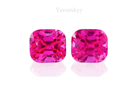 Red Spinel 0.66 ct / 2 pcs