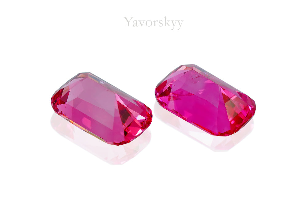 Red Spinel 0.93 ct / 2 pcs