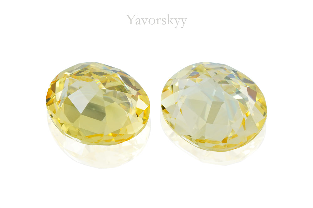 Yellow Sapphire Ceylon Unheated 5.20 cts / 2 pcs