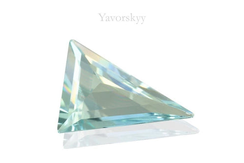 Photo of bottom view of aquamarine 1.24 cts