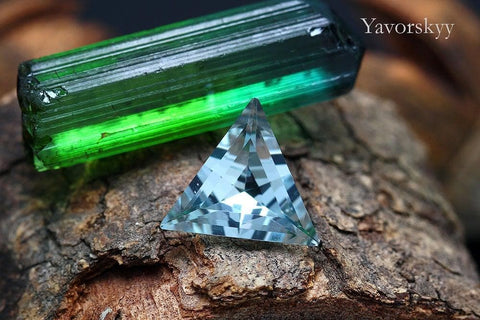 Top view photo of aquamarine 1.29 cts