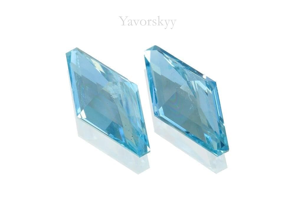 A matched pair of blue Aquamarine 2.71carats back view image