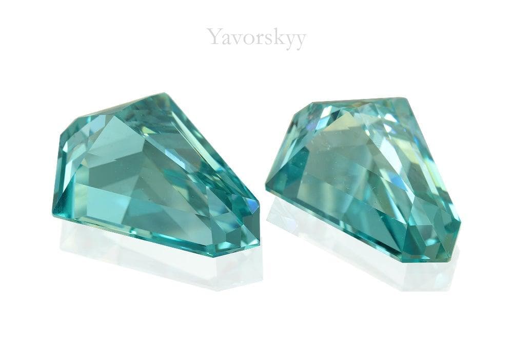 Bottom view photo of fancy aquamarine 60.46 carats pair