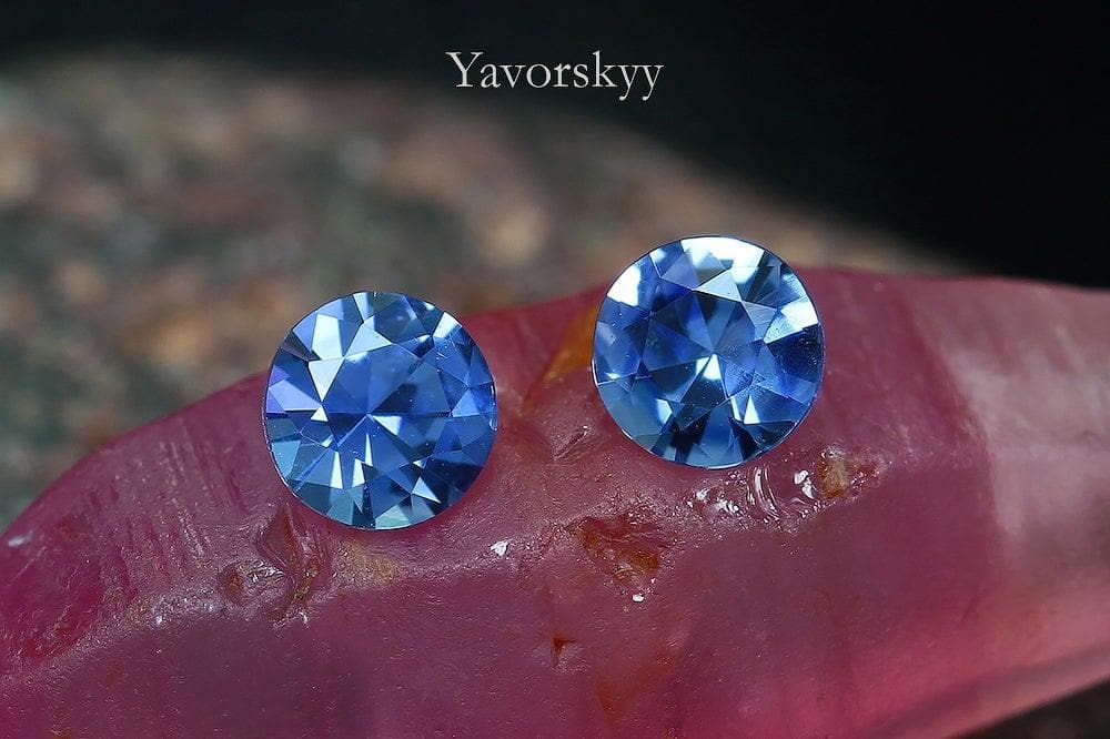 A matched pair of blue sapphire round 0.41 ct front view image