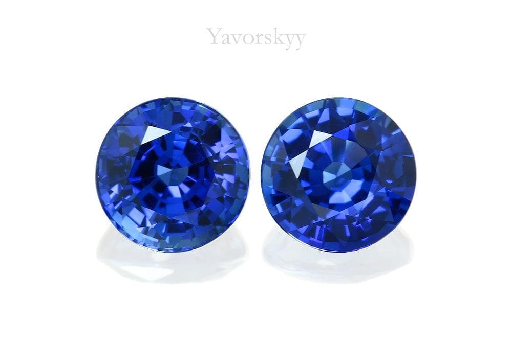 Top view photo of round blue sapphire 1.88 cts matched pair