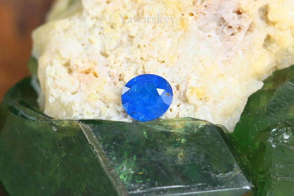 Photo of cobalt blue Spinel Vietnam 0.06 ct