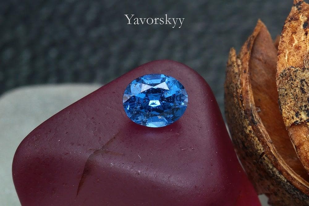 0.25ct blue Spinel picture