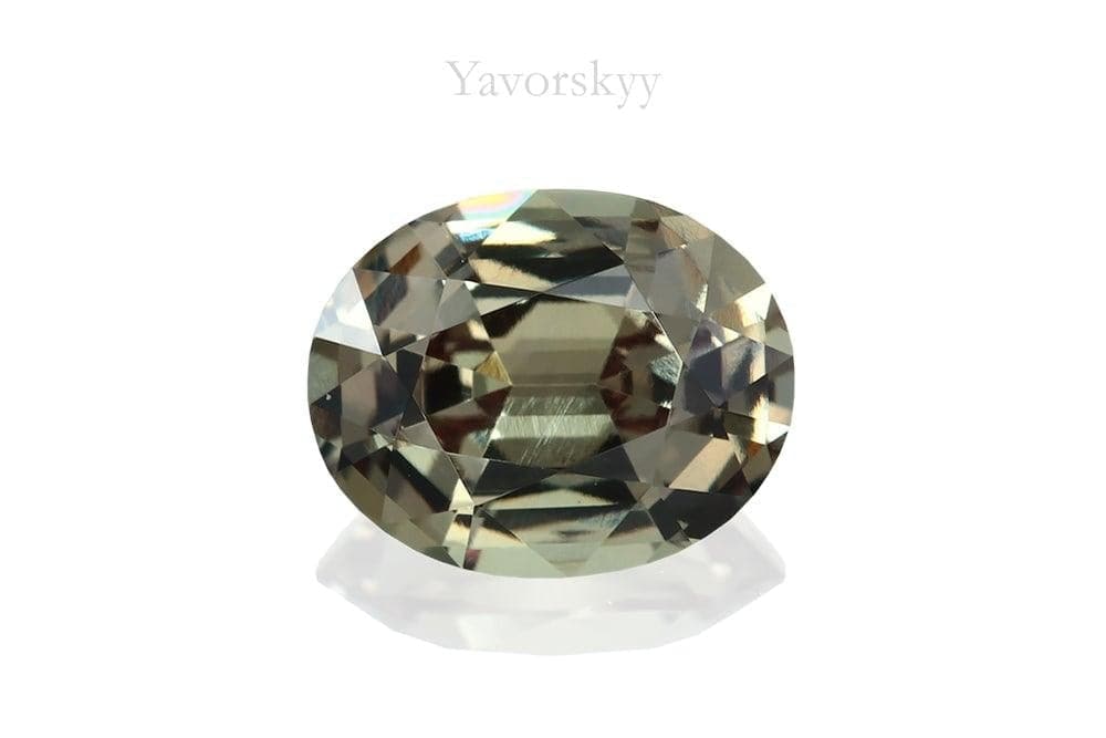 Top view image of 1.5 ct color-change garnet oval