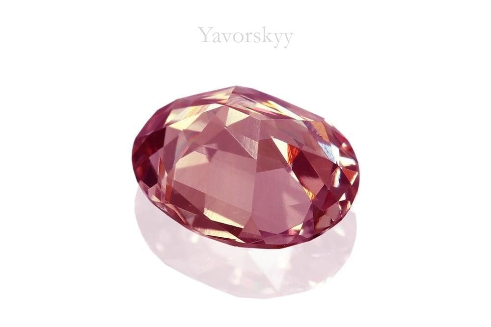 A image of color changing garnet 1.50 cts