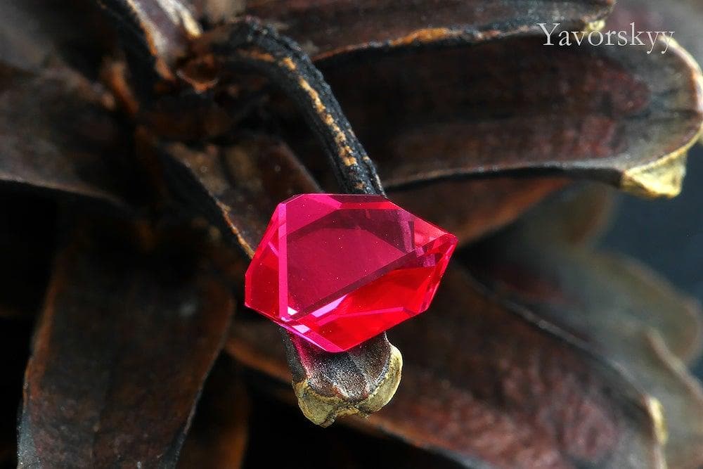 0.99 ct Crystal Red Spinel