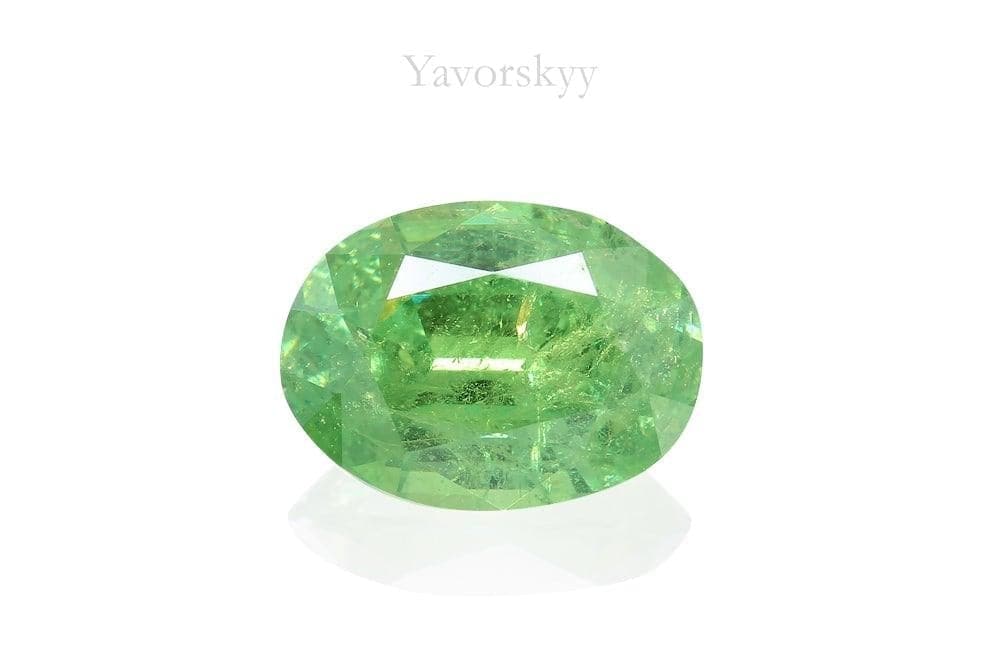 Oval demantoid 1.27 cts front view photo 