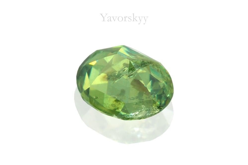 Oval demantoid 1.3 carats back side picture