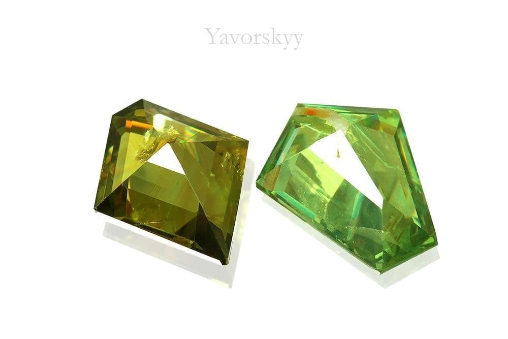 Bottom view picture of fancy demantoid 2.75 cts match pair