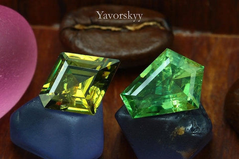 Picture of match pair demantoid 2.75 carats fancy shape