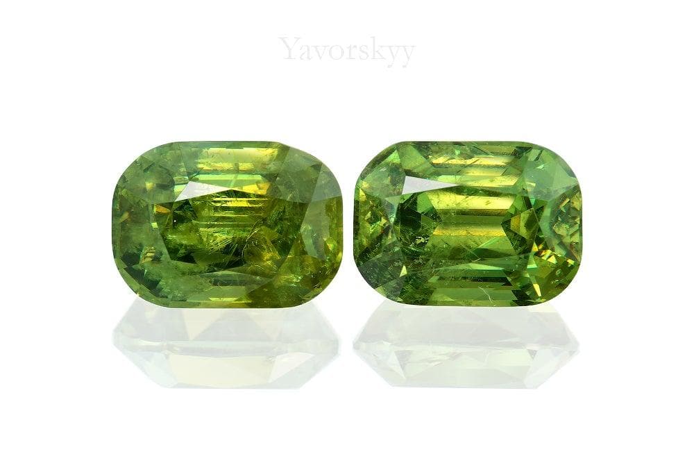 Image of front view of demantoid 4.02 cts pair