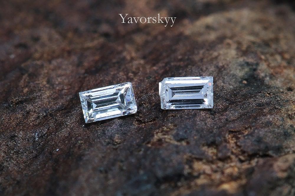 Diamond 0.04 ct / 2 pcs - Yavorskyy