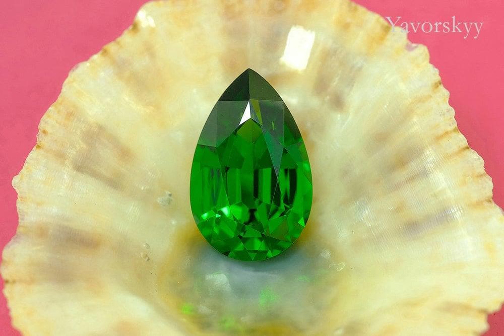 Green Tourmaline 2.95 cts - Yavorskyy