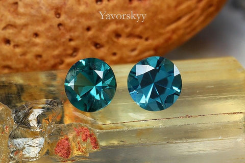 Natural tourmaline 0.57 ct matched pair