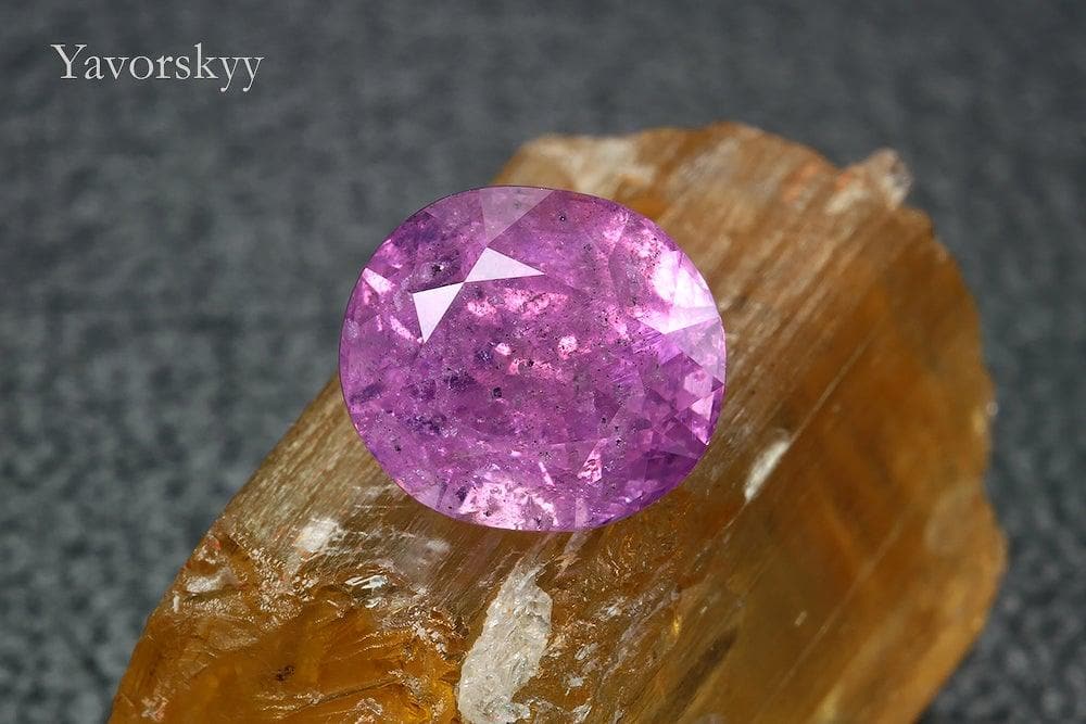 4.75 cts Lavender Spinel