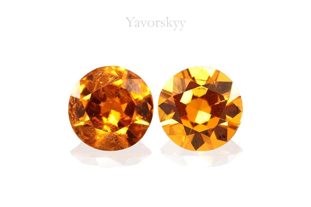Picture of top view of mandarin garnet 1.22 cts match pair
