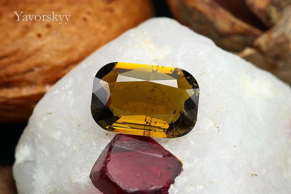 Cushion shape tourmaline 1.94 cts front view picture